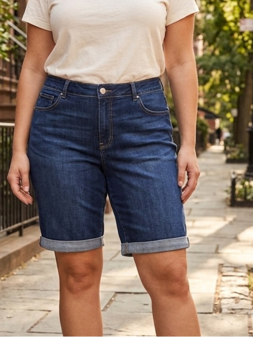 DC Curvy Jean Shorts